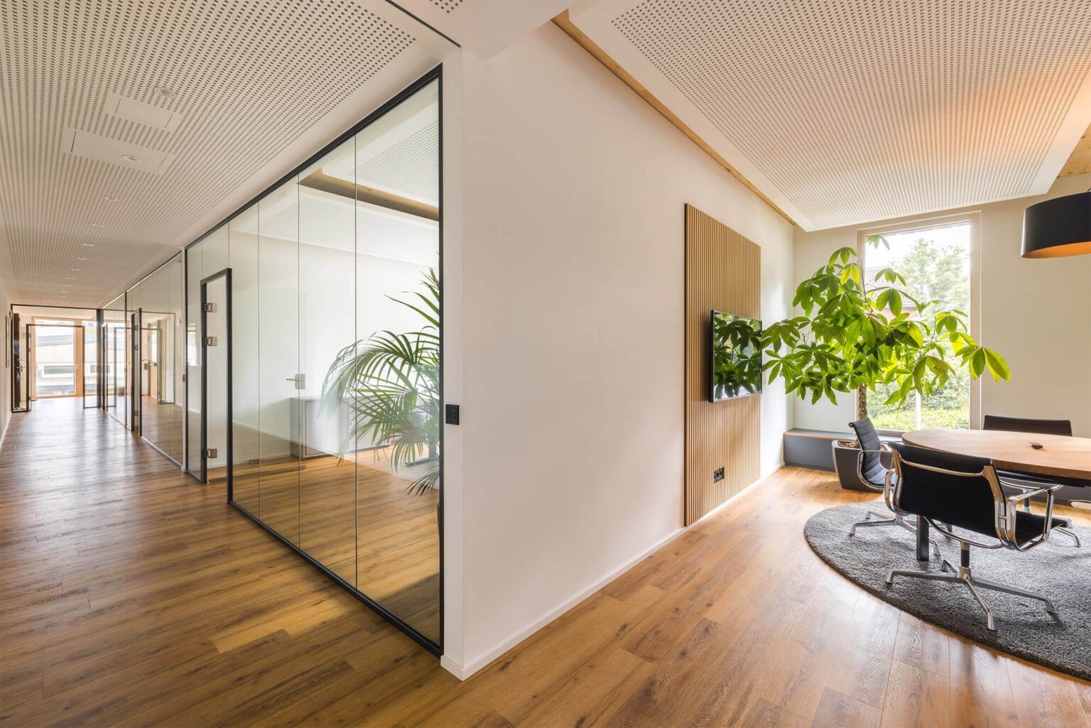 Panorama Glastrennwand — BB Office Büroprojekt