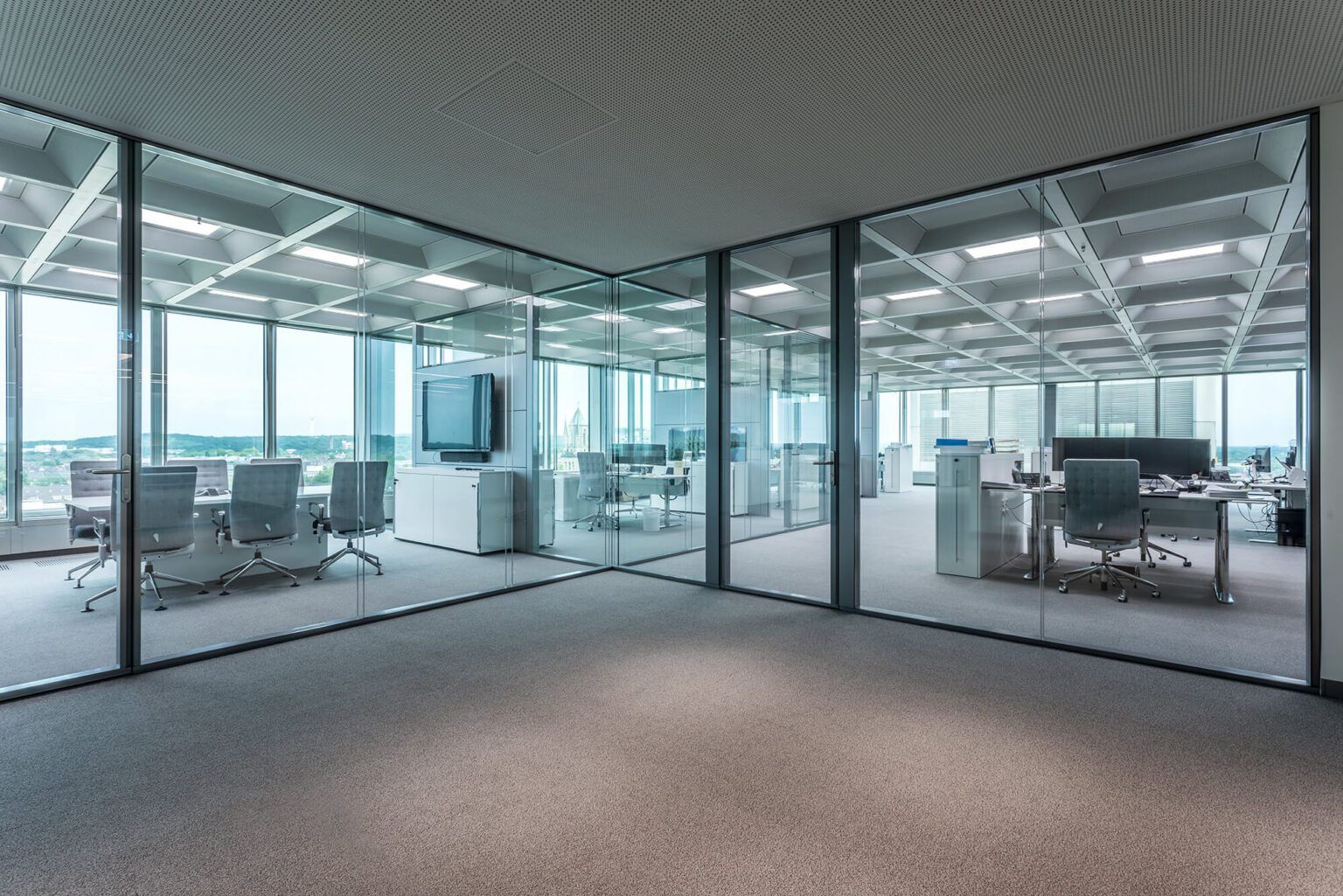 Moderner Neubau Bürogebäude — realisiert von BB Office